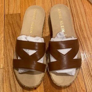 Anne klien sandals